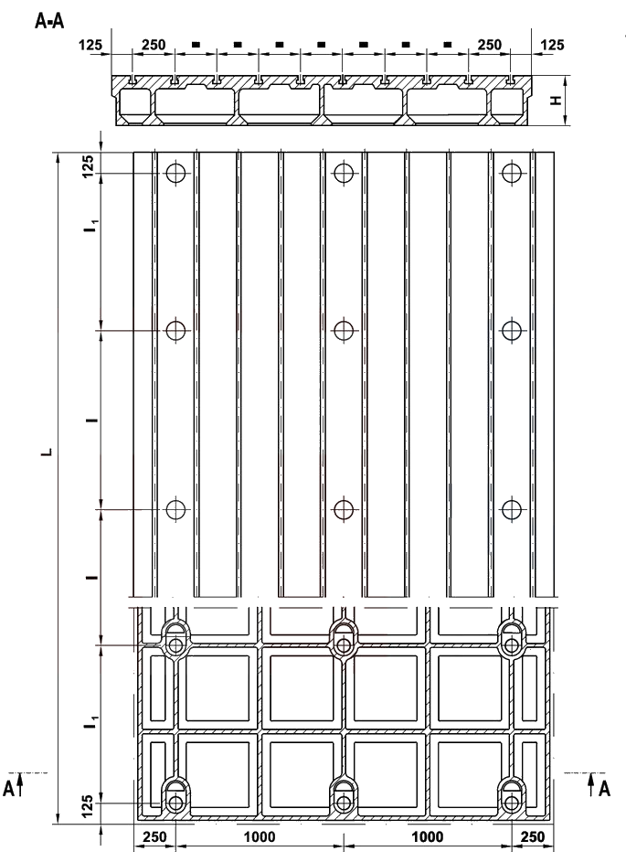 Disegno costruttivo di un piano di staffaggio STOLLE: sezione A-A e vista dall'alto con le posizioni dei livellatori